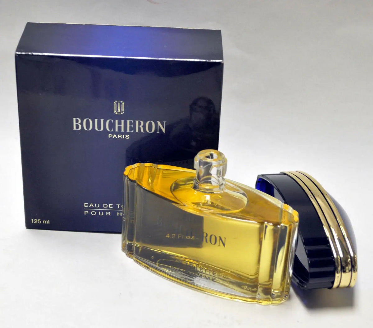 Boucheron Pour Homme Eau de Toilette  125 ml / 4.2 oz Sans Vaporisateur      BOUCHERON
